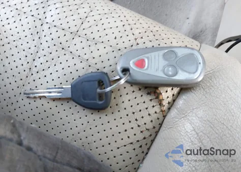 2005 Acura Tsx from USA, damaged, VIN JH4CL96845C014235